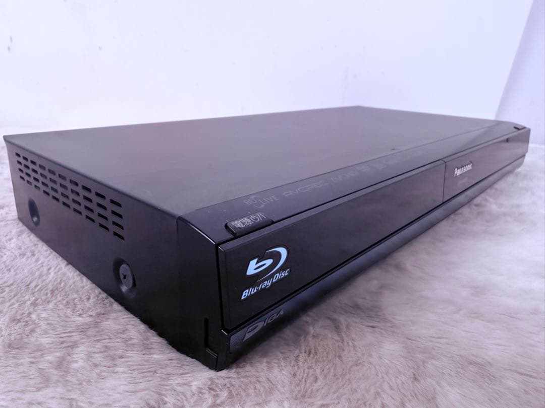 すぐに視聴可能♪Panasonic Blu-ray DIGA DMR-BW680