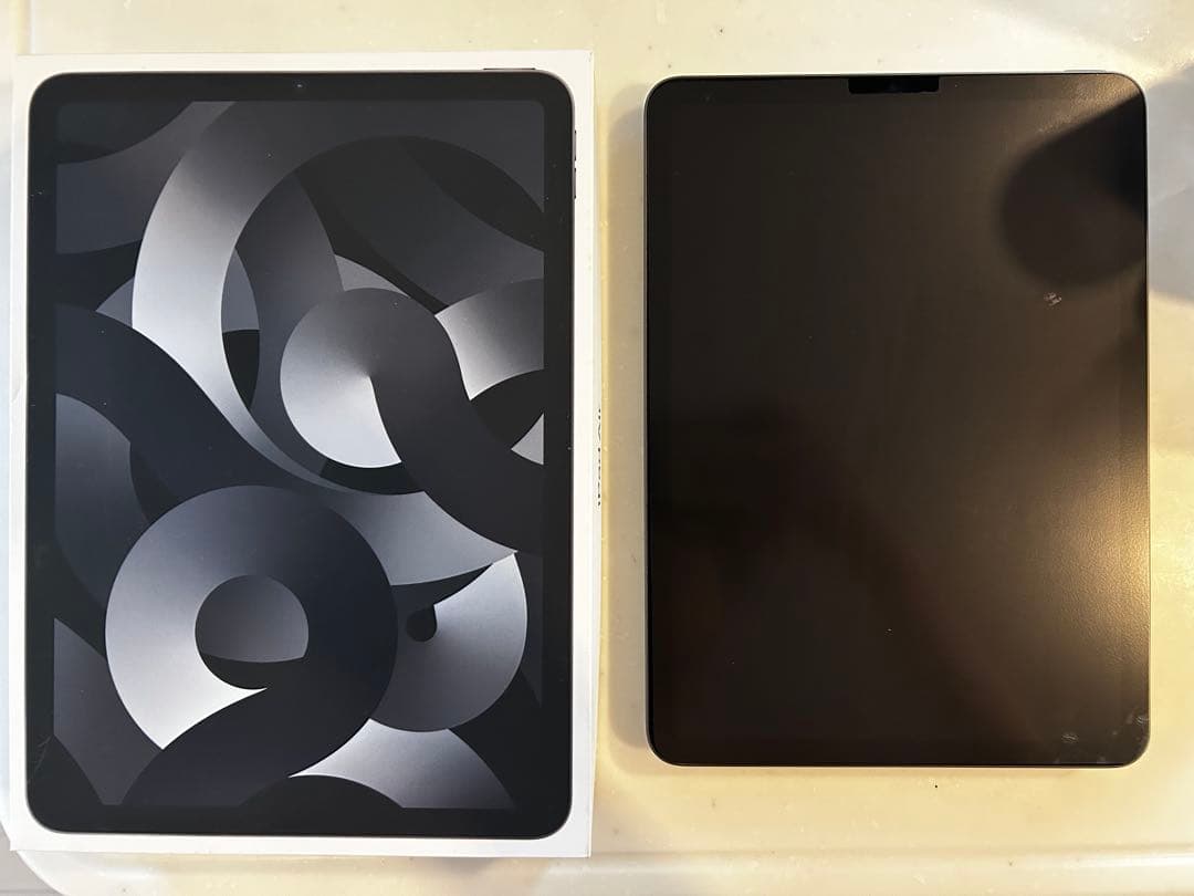 iPad Air (第5世代) スペースグレー 本体