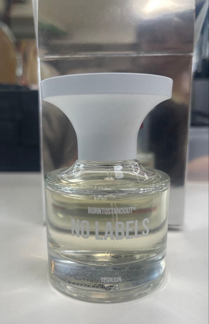 TXT ヨンジュンBORNTOSTANDOUT NO LABELS香水 コラボ