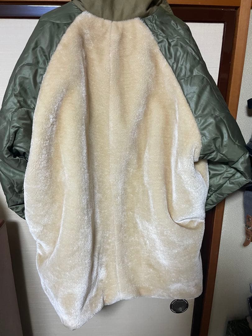 ナスングワム　リバーシブル　ミリタリージャケット