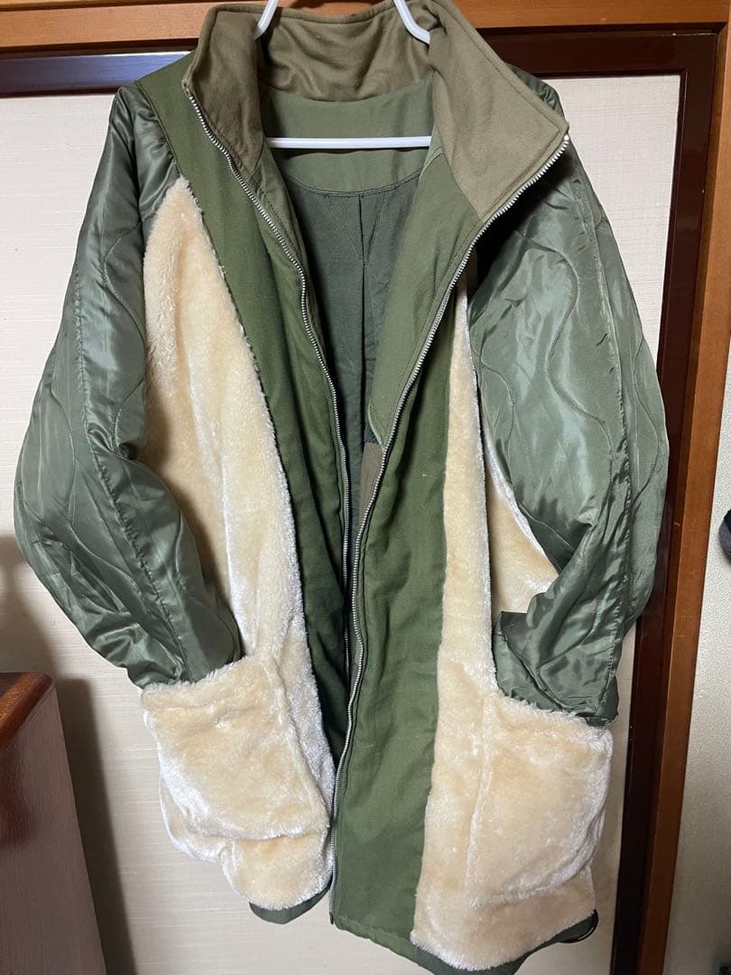 ナスングワム　リバーシブル　ミリタリージャケット