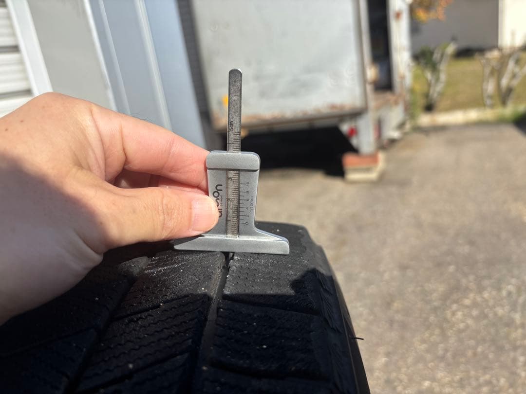 ブリジストン ブリザックVRX3 スタッドレスアルミセット 225/45R18