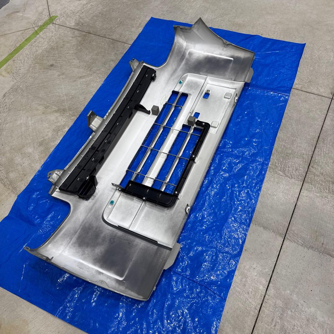 da17v エブリイバン フロントバンパー 新品同様 送料込み