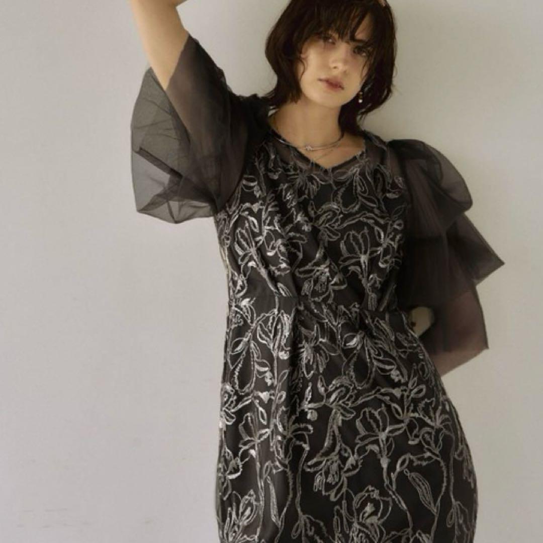 【新品】　LE'RURE　Fluffy sleeve pencil dress