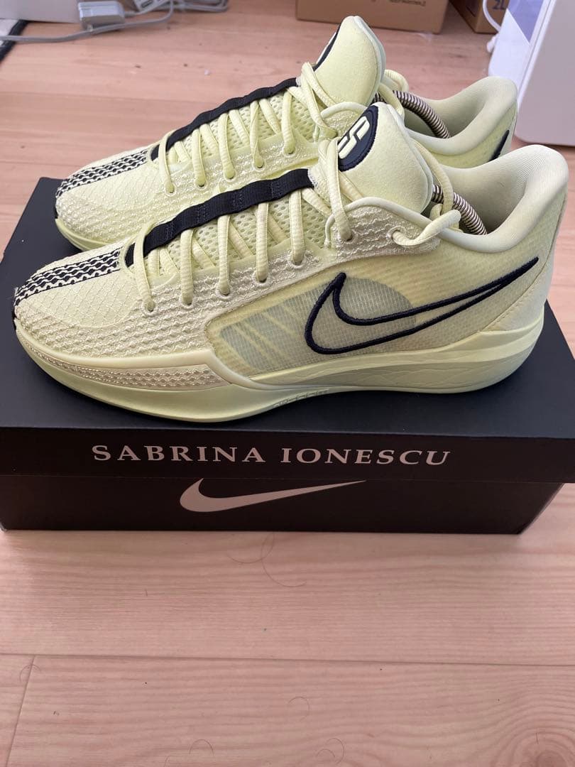 NIKE SABRINA ナイキ サブリナ バッシュ