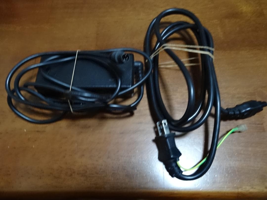 BESV 　PSA1用充電器　（中古品）