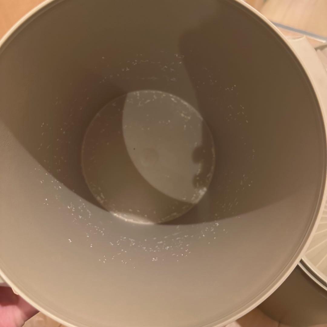 【4個セット】タッパーウェア　Tupperware 密閉容器　保存容器　みそ作り