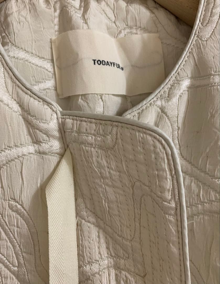 TODAYFUL トゥデイフル　ジャガードパイピングブルゾン　エクリュ36 美品