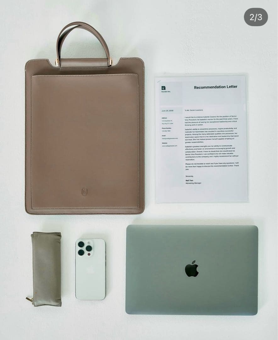 poláura 2wayスリムPCバッグ