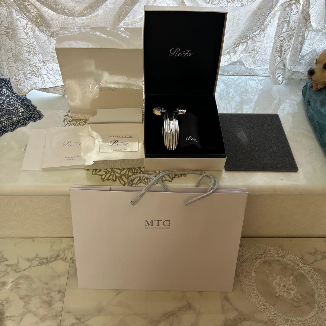 新品未使用　ReFa カラットレイ美顔ローラーシルバー