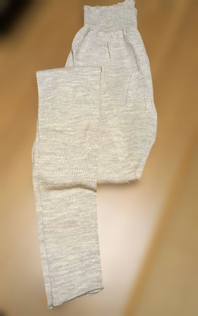 薄ウールレギンス　ホールガーメント　Lサイズ　グレージュ