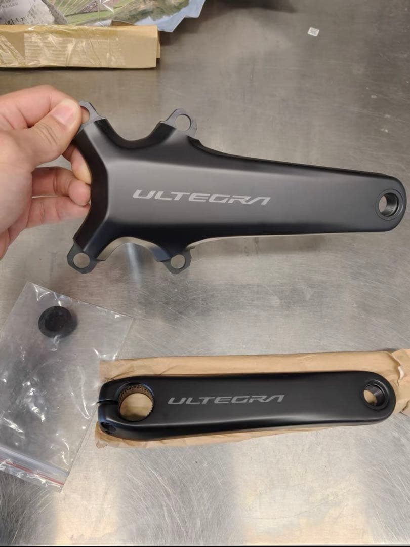 アルテグラ　クランク　FC-R8100 165mm 新品未使用