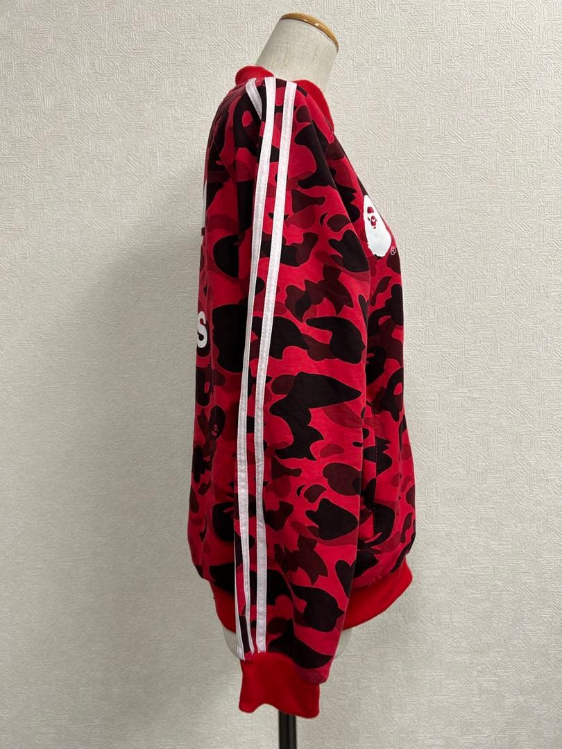 adidas レッドカモフラージュジャケット