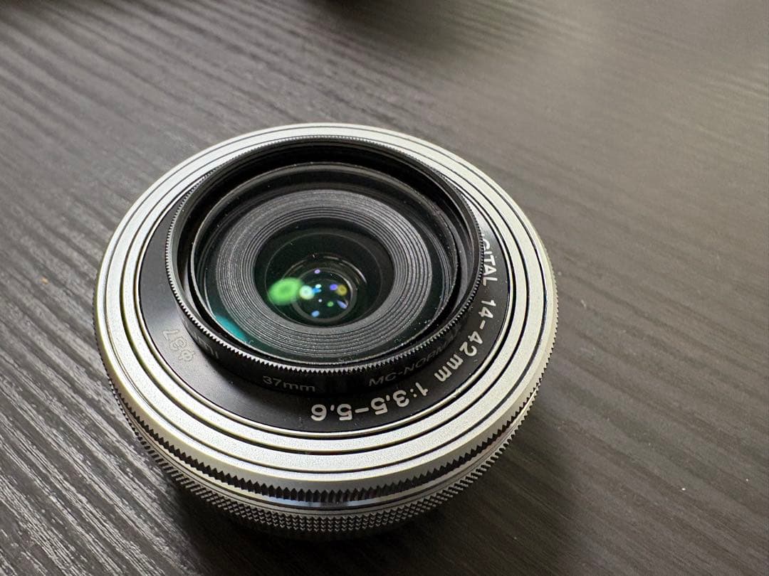 OLYMPUS PEN E-PL8 ミラーレスカメラ　ダブルレンズ　ダブルズーム