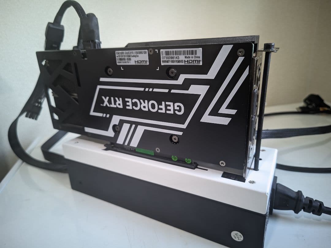 ​玄人志向RTX4070 SUPER+eGPUドック(Oculink) セット