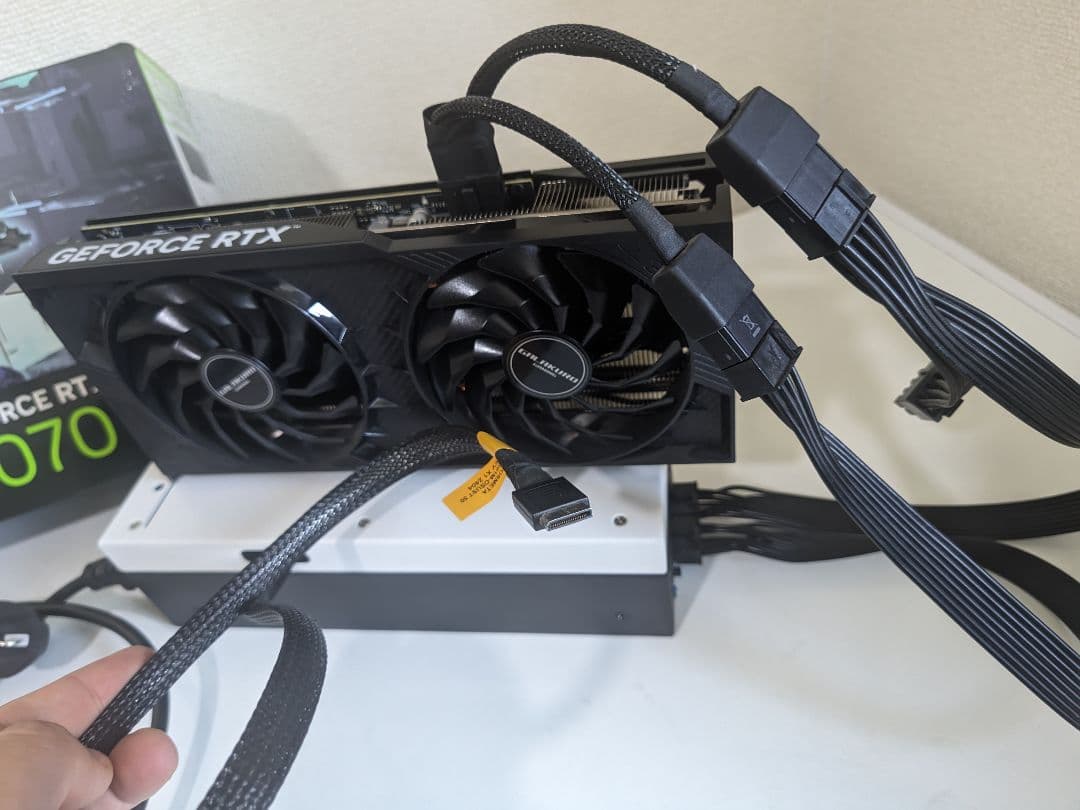 ​玄人志向RTX4070 SUPER+eGPUドック(Oculink) セット