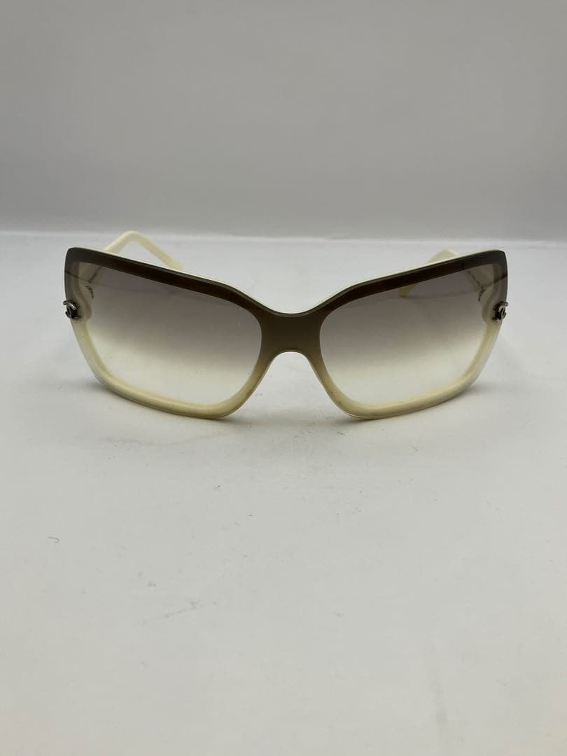 シャネル　1762 ココマーク　サングラス　白　イタリア製　Y