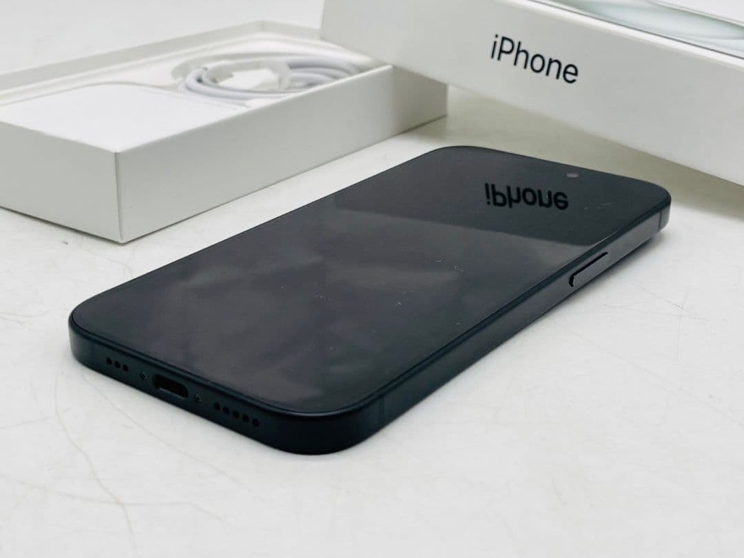 (tm/10.1/70)Apple iPhone 15 256GB SIMフリー