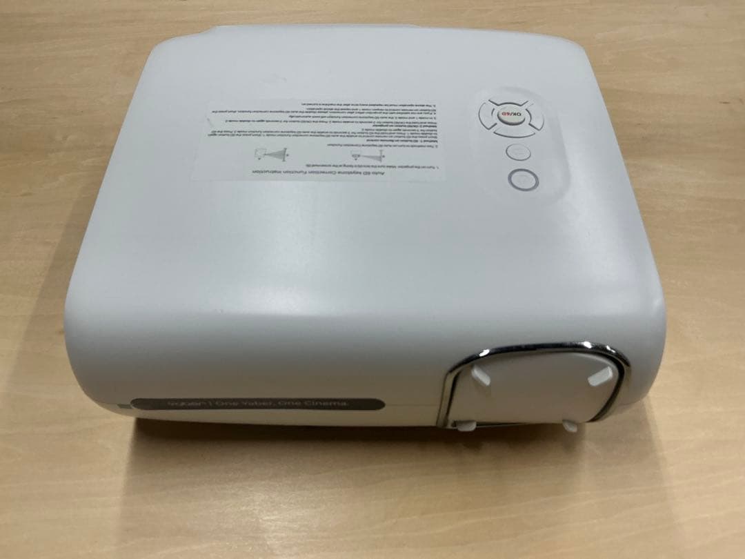 Yaber Proyector 本体
