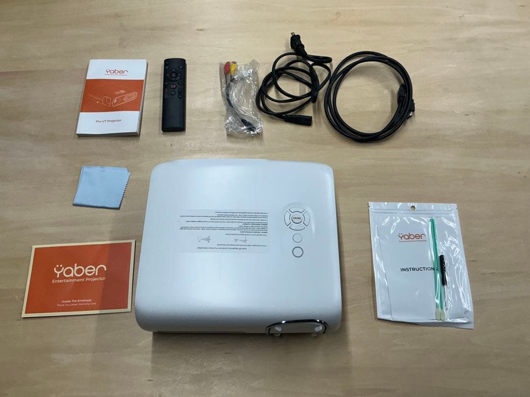 Yaber Proyector 本体