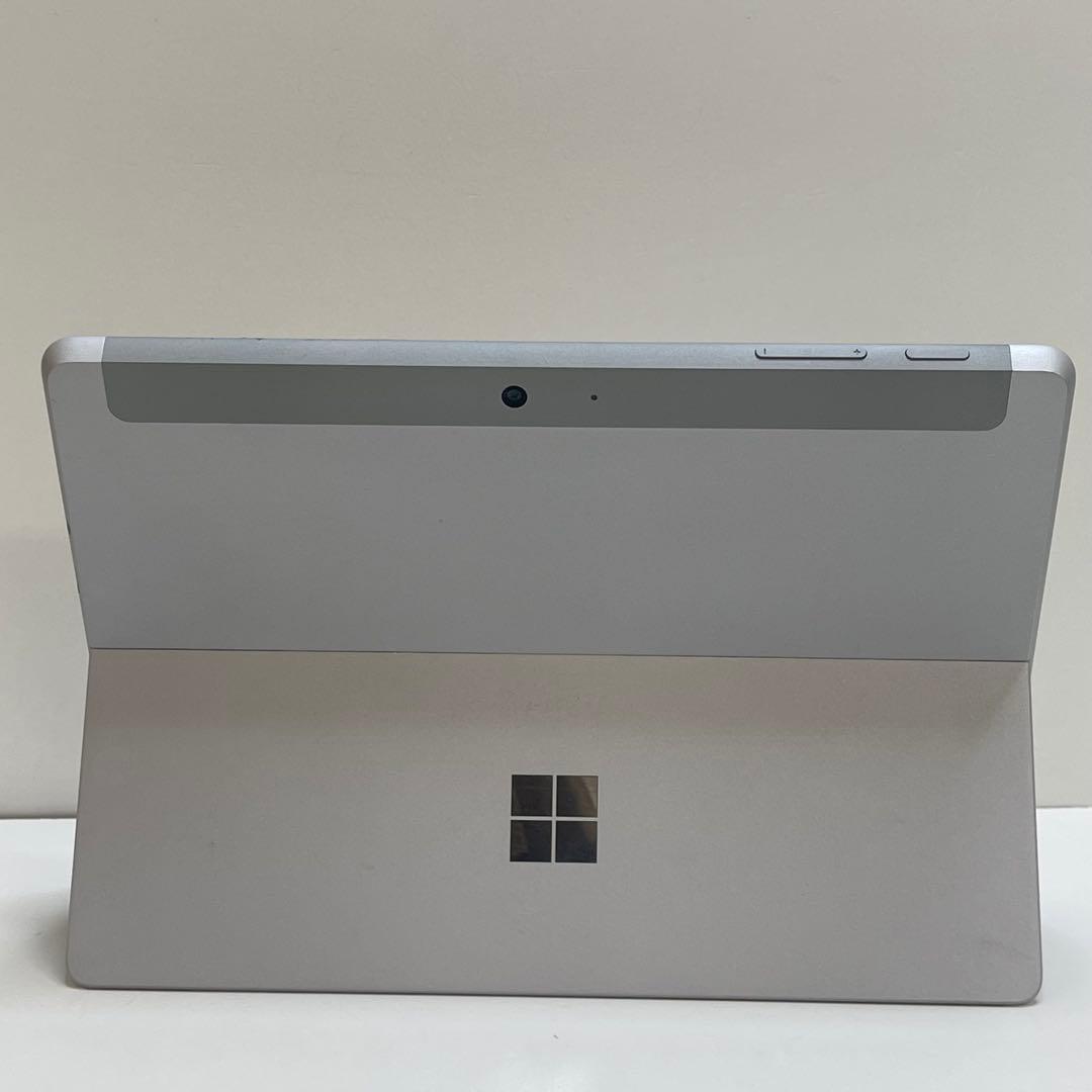 #095 Microsoft Surface Go モデル1824 タブレット