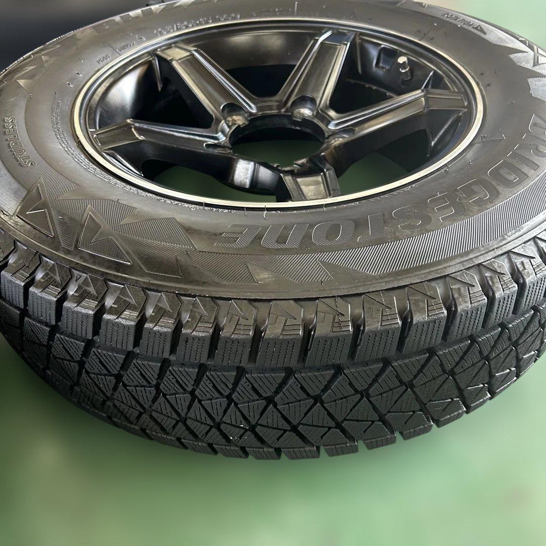 中古スタッドレス195/80R15ブリヂストン　ジムニーシエラ、ノマド専用　4本
