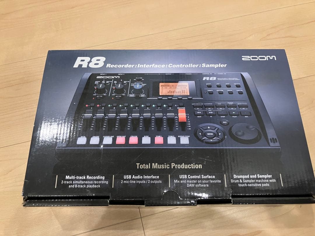 ZOOM R8 マルチトラックレコーダー/オーディオインターフェース