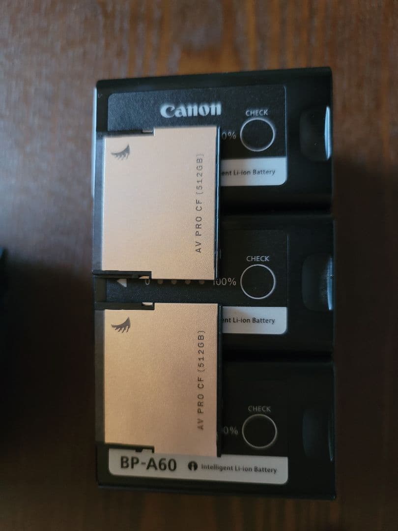 ビデオカメラ Angelbird 512gb