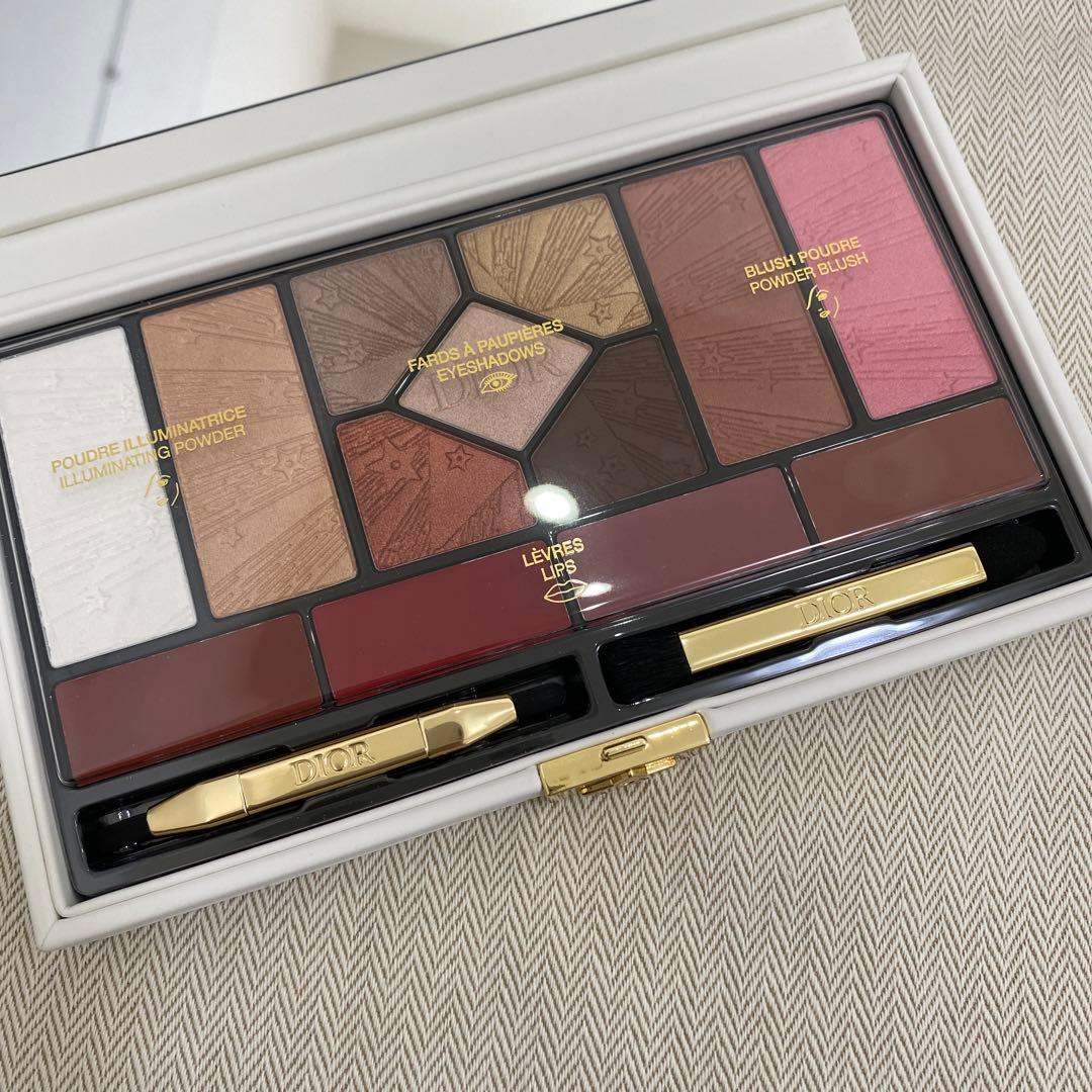 クチュール マルチユース パレット ホリデーコレクション 2025 限定品