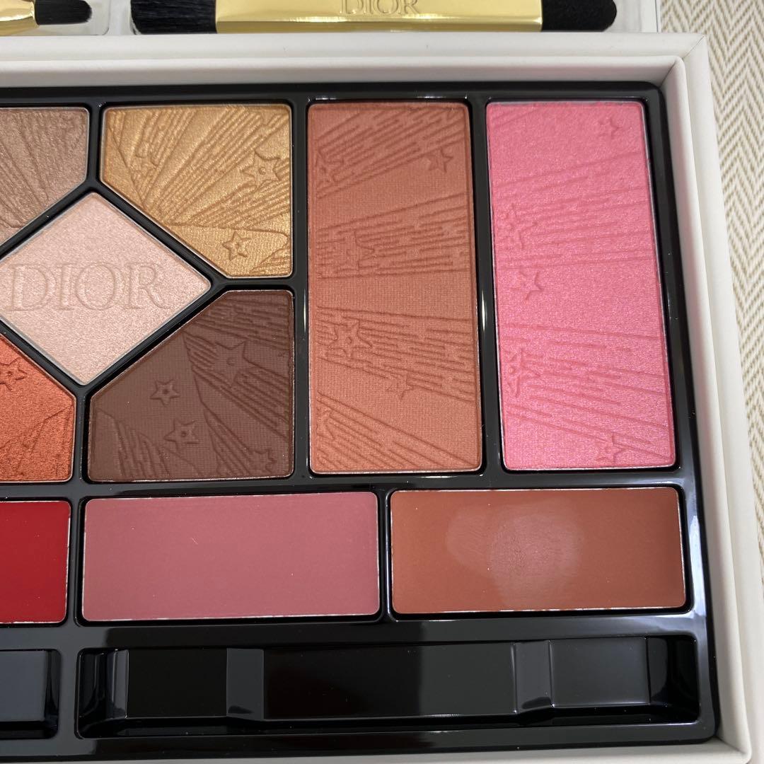 クチュール マルチユース パレット ホリデーコレクション 2025 限定品