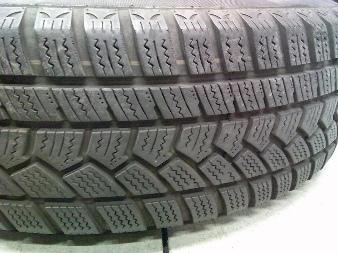 送料込☆中古スタッドレスセット☆185/65R15☆アクア・ノート・デミオ等