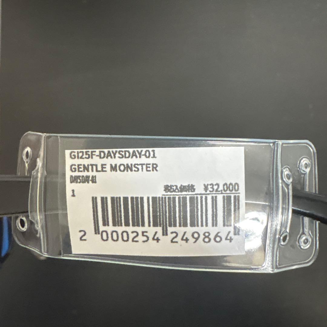 GENTLE MONSTER E634M-DAYD01 ブラックサングラス