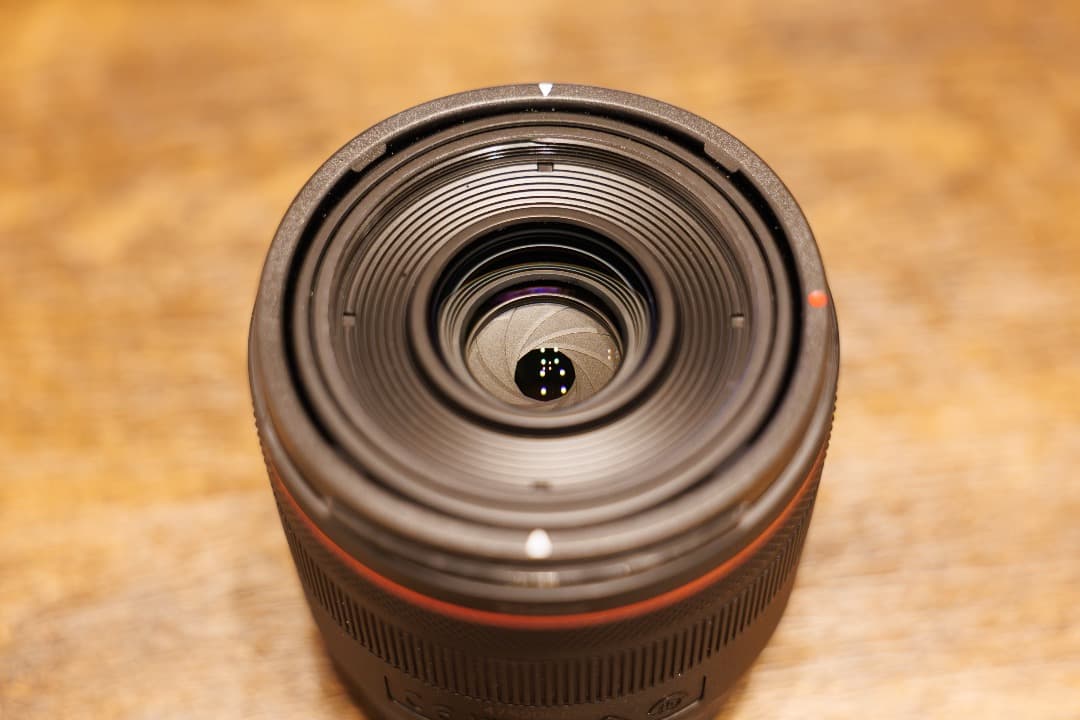 [taka様]キャノン Canon RF 35mm f1.8 STM フードなし