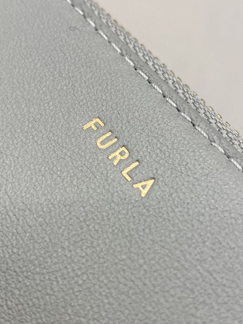 koaゆっくり出品中様 [未使用品] FURLA グレー レザー 長財布