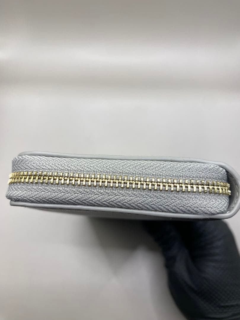 koaゆっくり出品中様 [未使用品] FURLA グレー レザー 長財布