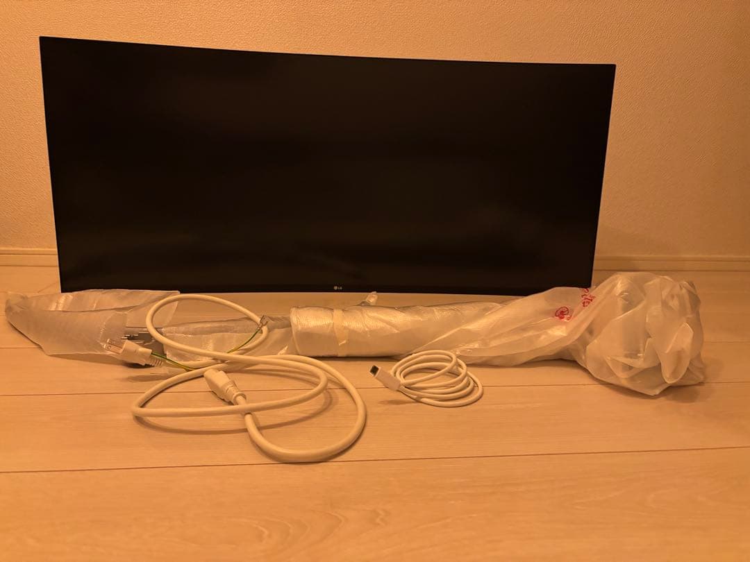 ジ*世様 LG 40WP95C-W 40インチ5k2k モニター