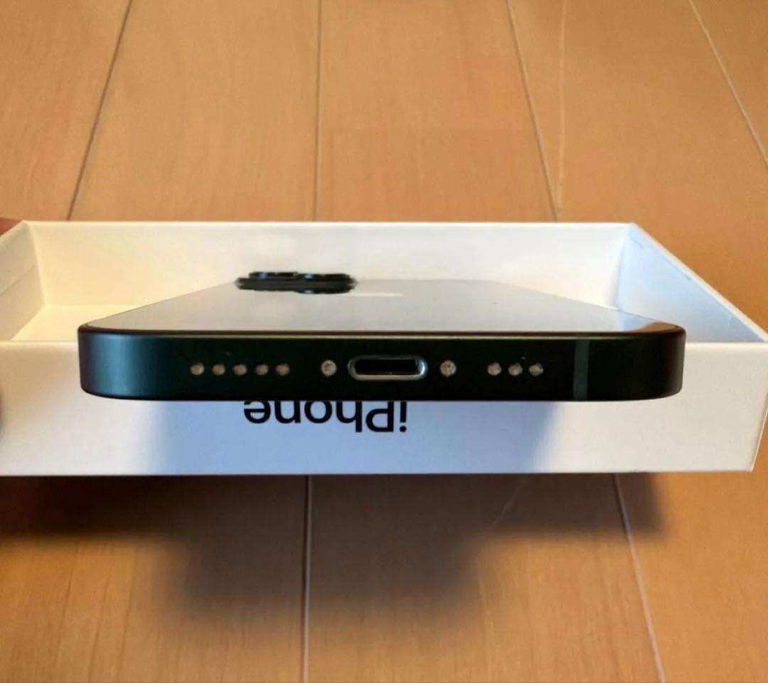 専用　iPhone13 128GB グリーン系