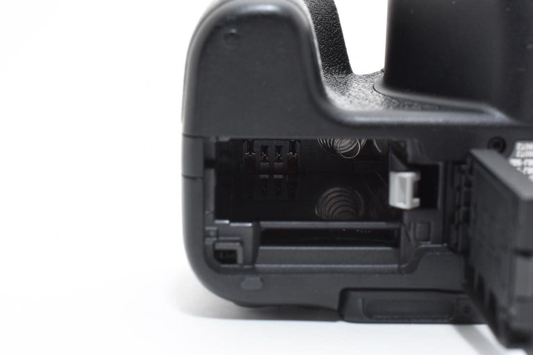 デジタル一眼レフカメラ/canon kiss x9/標準&望遠ダブルレンズセット