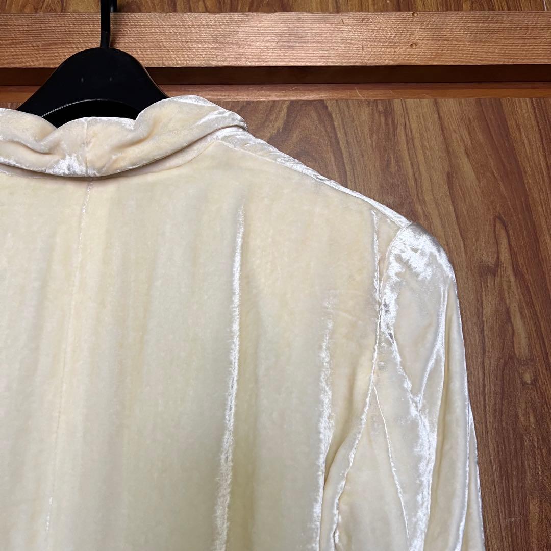 Itami‼️ベルベット　ジャケット　アイボリー 38サイズ