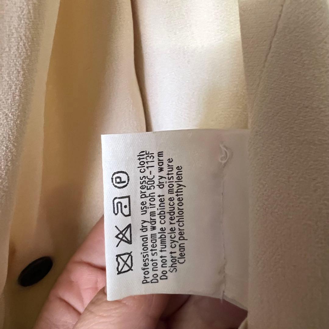 Itami‼️ベルベット　ジャケット　アイボリー 38サイズ