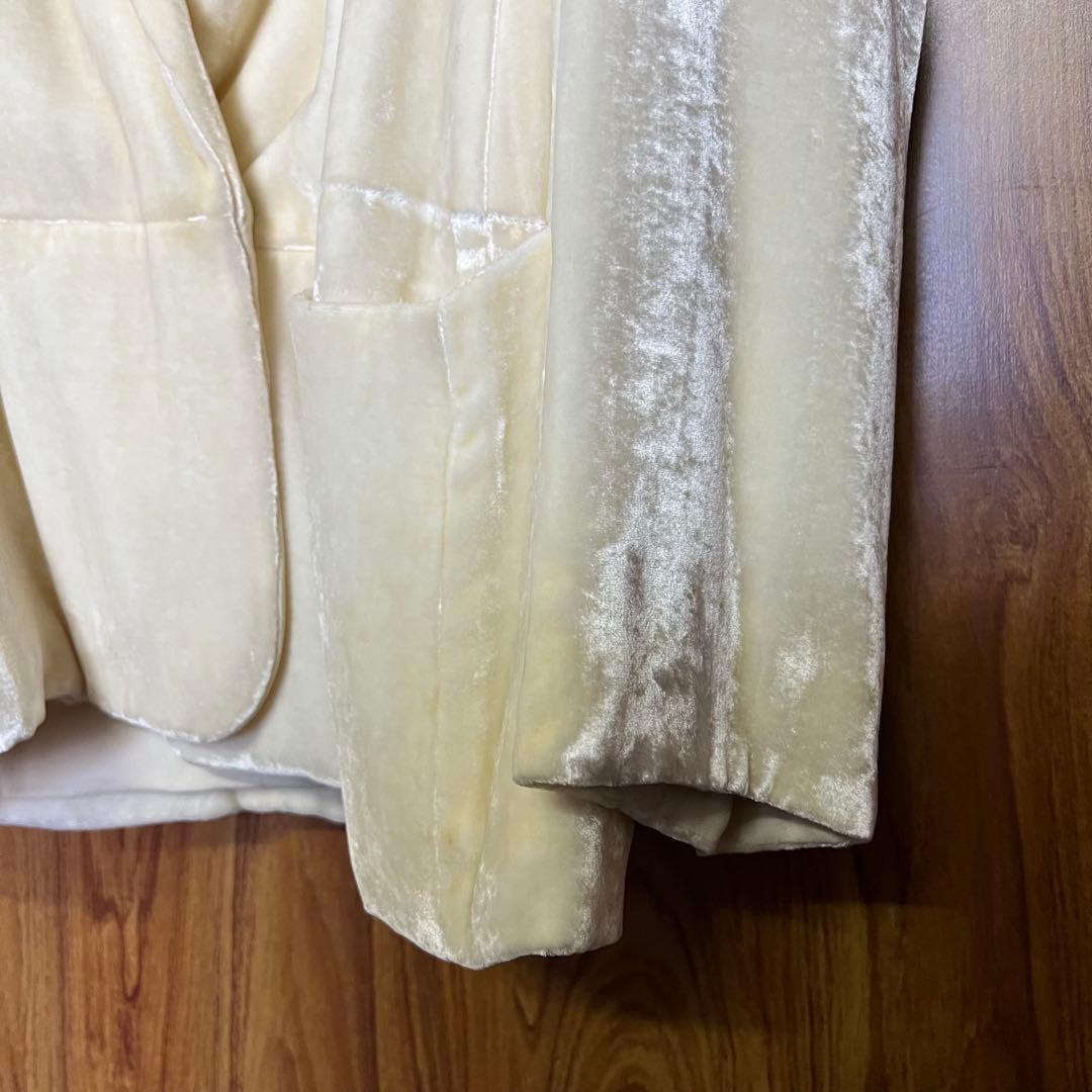 Itami‼️ベルベット　ジャケット　アイボリー 38サイズ