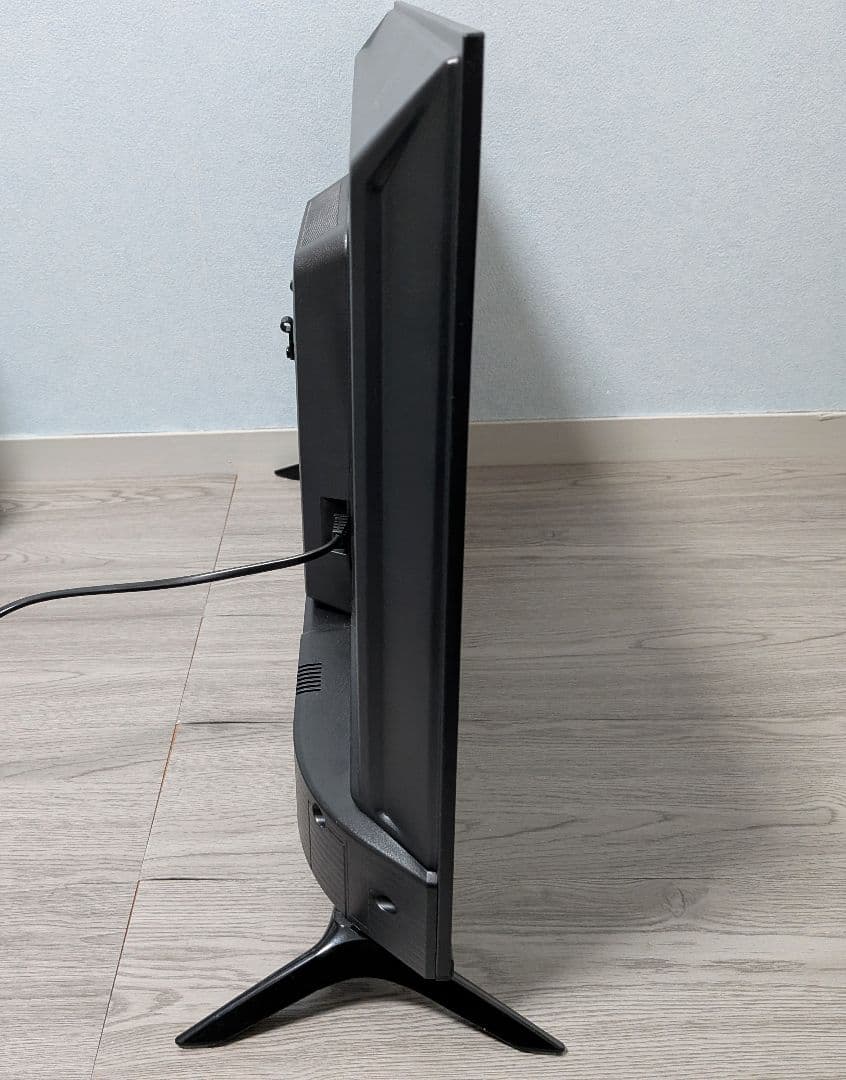 【2025年製】 山善 Qriom 32V型 液晶テレビ QRTN-32W2K