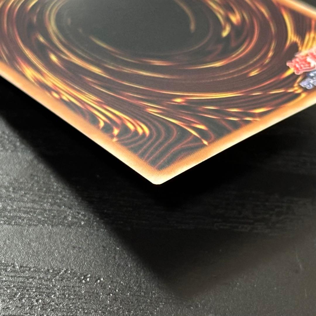 遊戯王 閃刀姫ロゼ 絵違い 赤シク