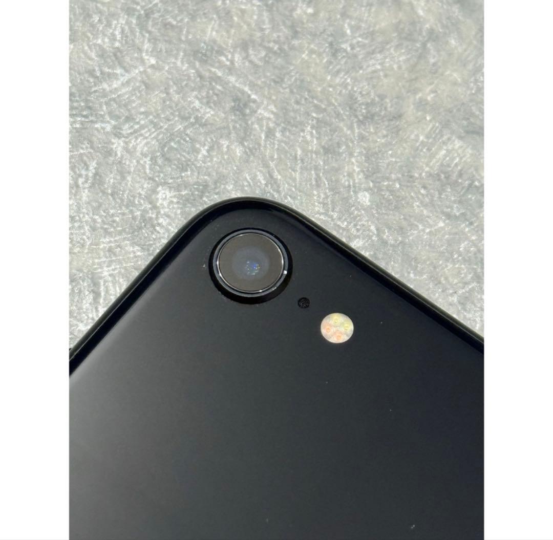 iPhone SE 第3世代 ブラック 本体