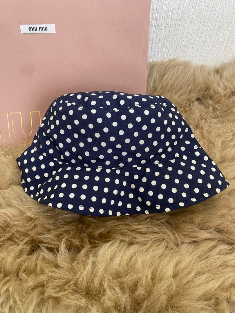 最終値下げ！MIU MIU ロゴハット