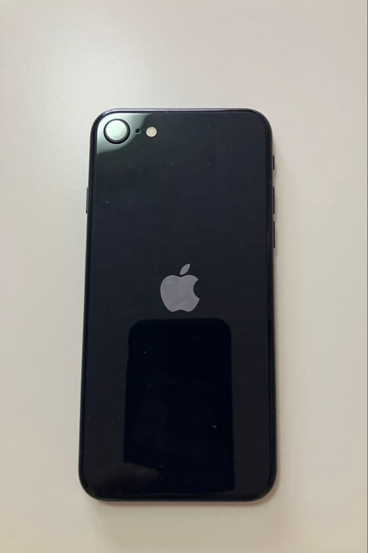 iPhoneSE3 超美品 ブラック あいふぉん 傷汚れなし 綺麗