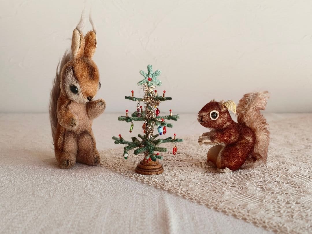 * vintage squirrel ♡ 可愛い おねだりリスさん