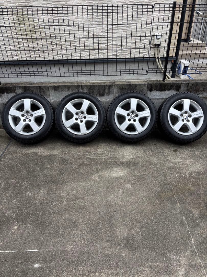 Volkswagen スタッドレスタイヤ 185/60R15 4本セット