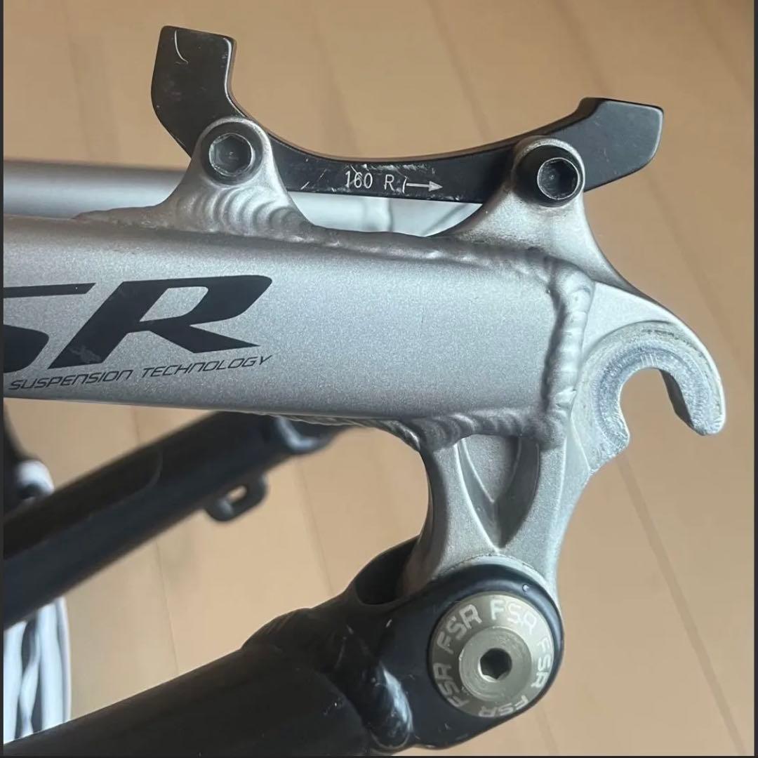 SPECIALIZED STUMPJUMPER FSR フレームと付属品