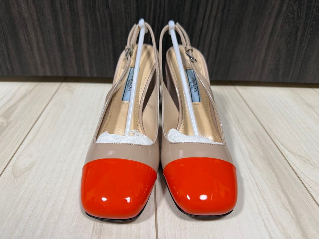 美品 プラダ サンダル